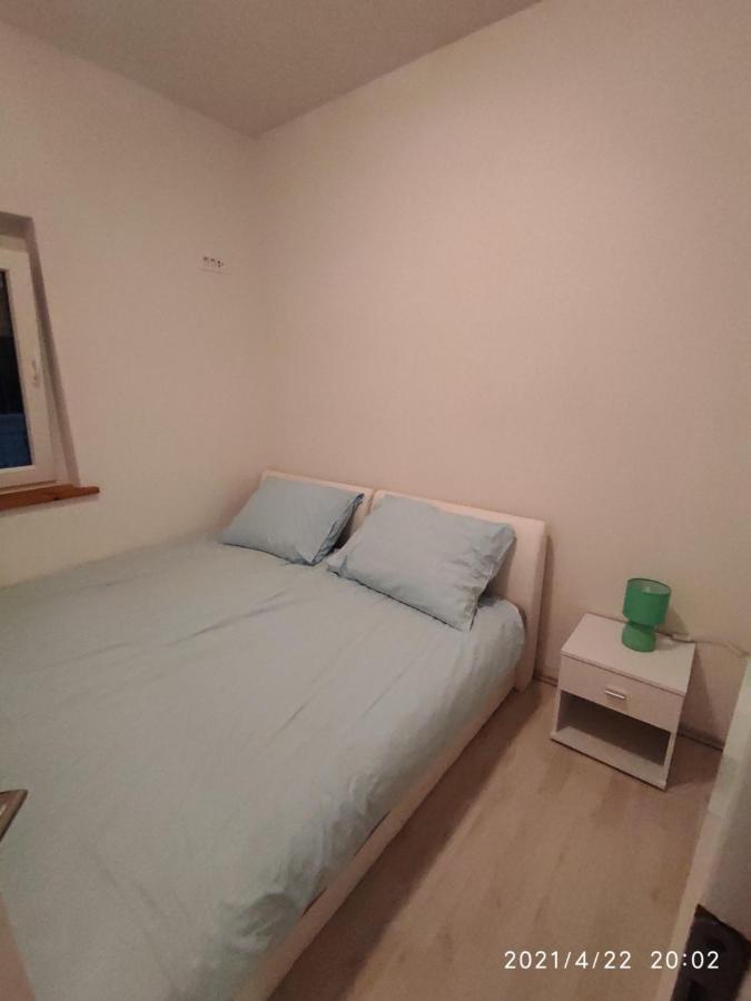 Apartmani Quattro Starigrad Paklenica Exterior foto