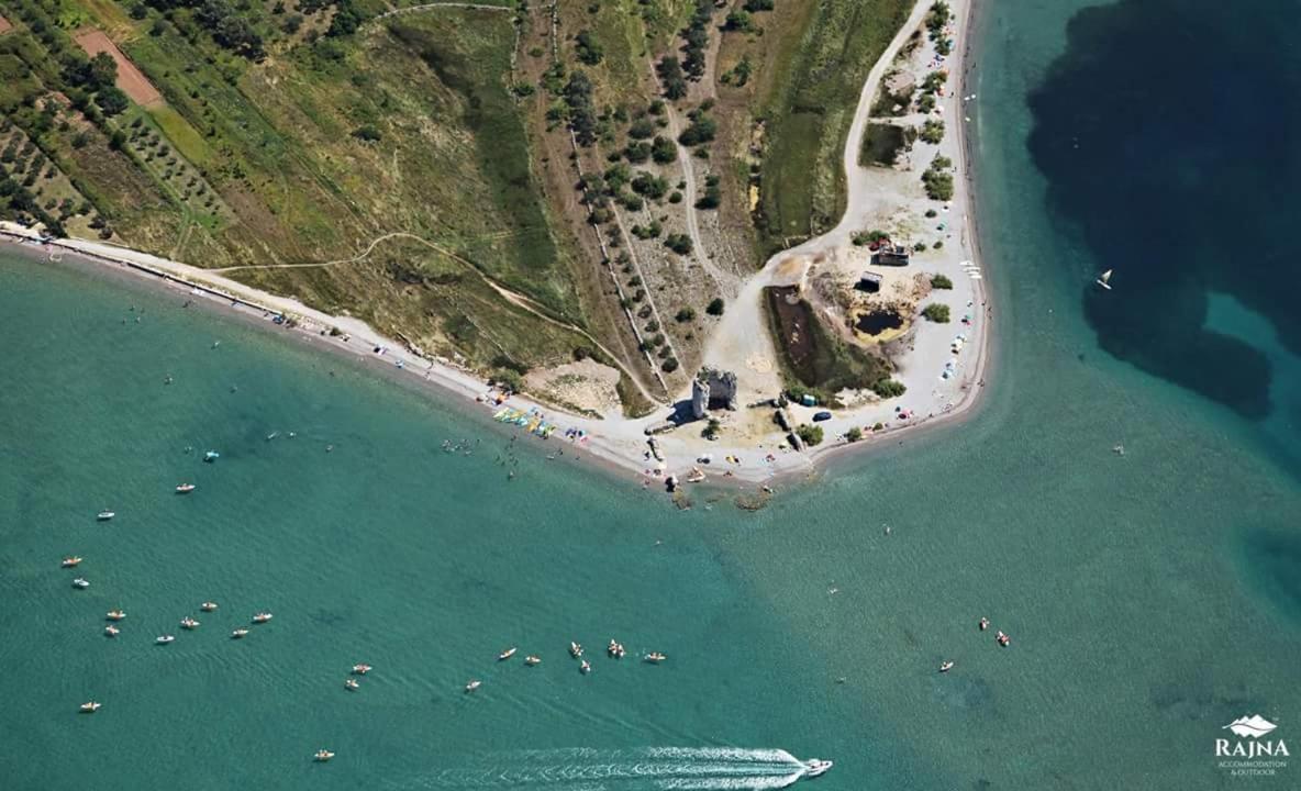 Apartmani Quattro Starigrad Paklenica Exterior foto